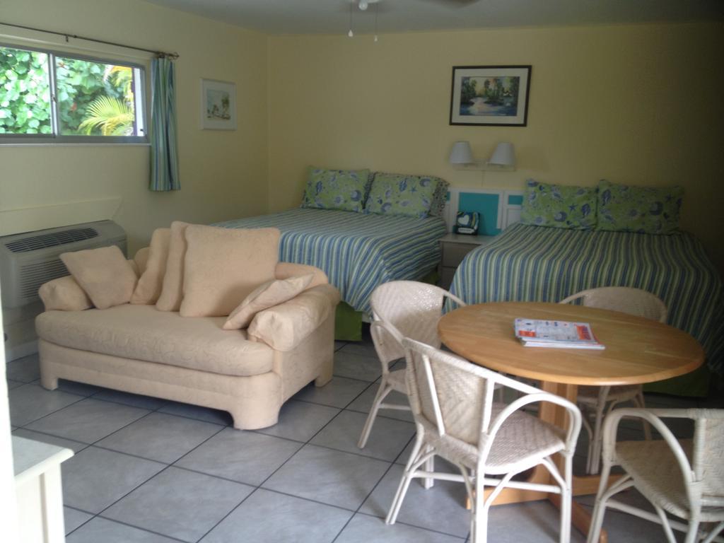 Sunshine Island Inn - Adults Only Sanibel Room photo