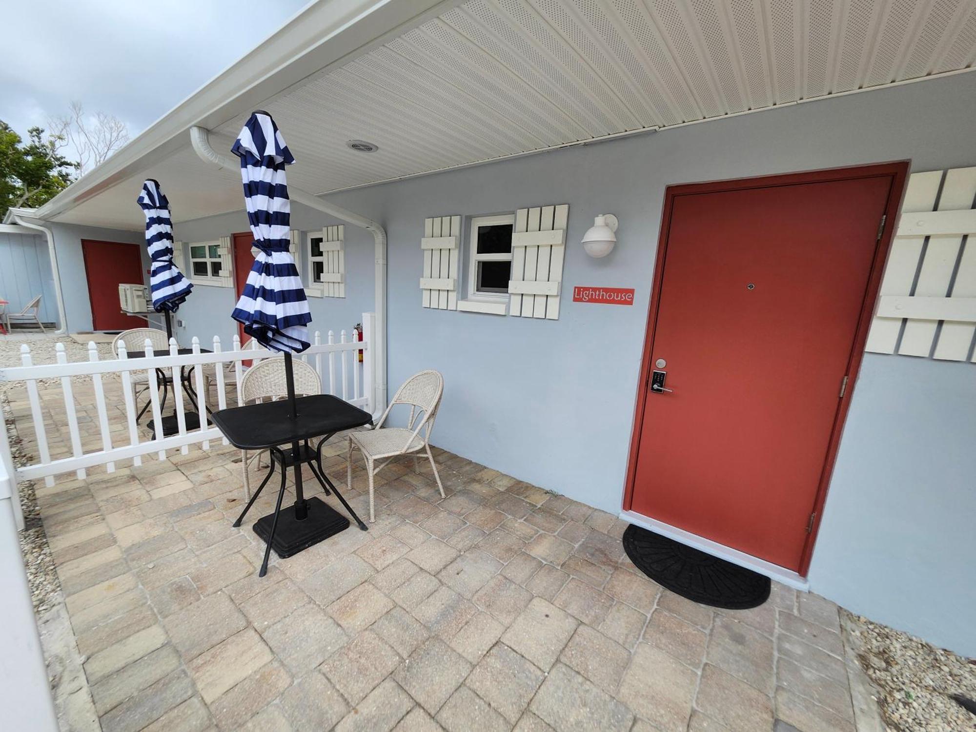 Sunshine Island Inn - Adults Only Sanibel Exterior photo