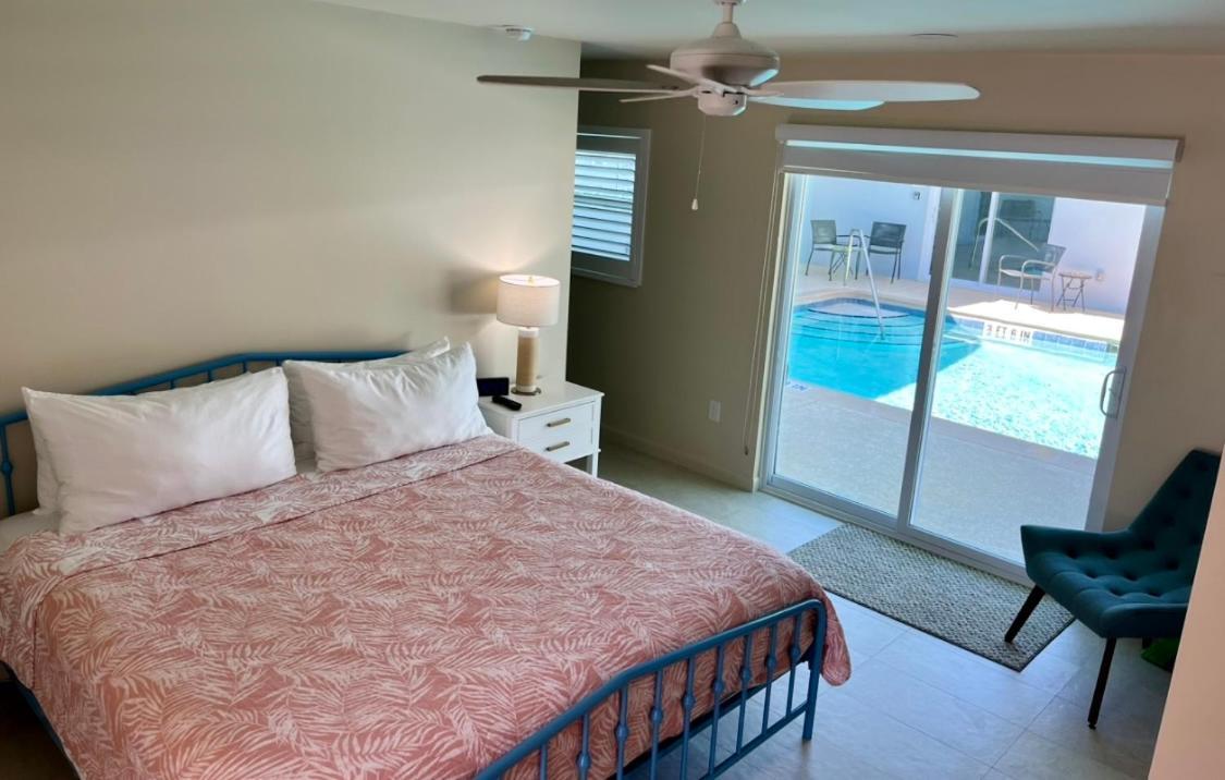 Sunshine Island Inn - Adults Only Sanibel Exterior photo